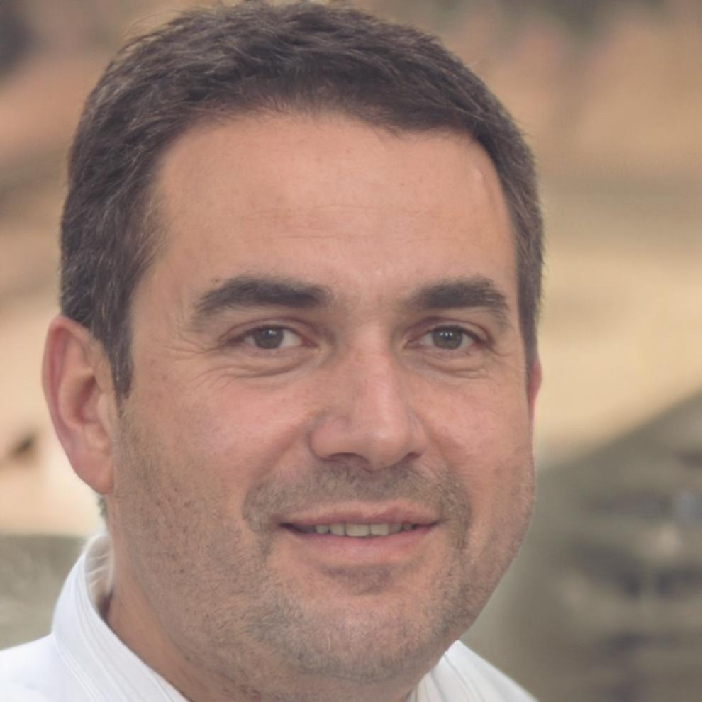 Bjorn Eriksen, Senior Financial Analyst